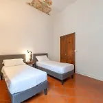 La Loggia Di Portica Residenza Storica Nel Centro Di