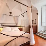 La Loggia Di Portica Residenza Storica Nel Centro Di *