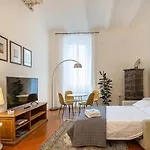 La Loggia Di Portica Residenza Storica Nel Centro Di *
