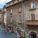 La Loggia Di Portica Residenza Storica Nel Centro Di Appartement Assise