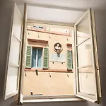 La Loggia Di Portica Residenza Storica Nel Centro Di Assise